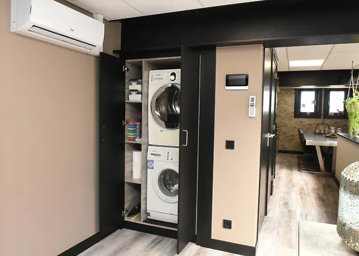 Prachtige Tot 10 Pers Nb