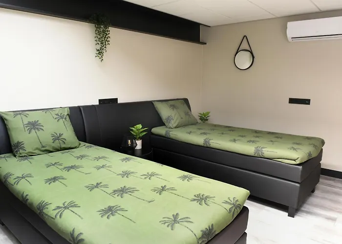 Prachtige Tot 10 Pers Nb